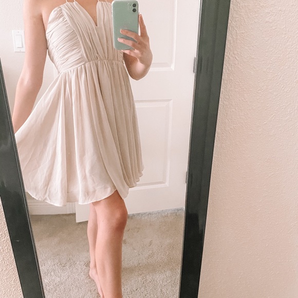 H&M Nude Dress - Picture 2 of 6